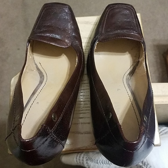 Shoes - Picture 4 of 5